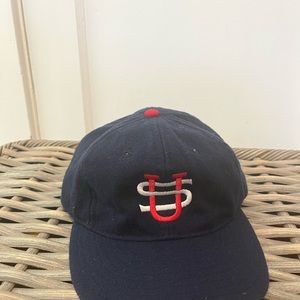 Fitted baseball hat, size 7.5